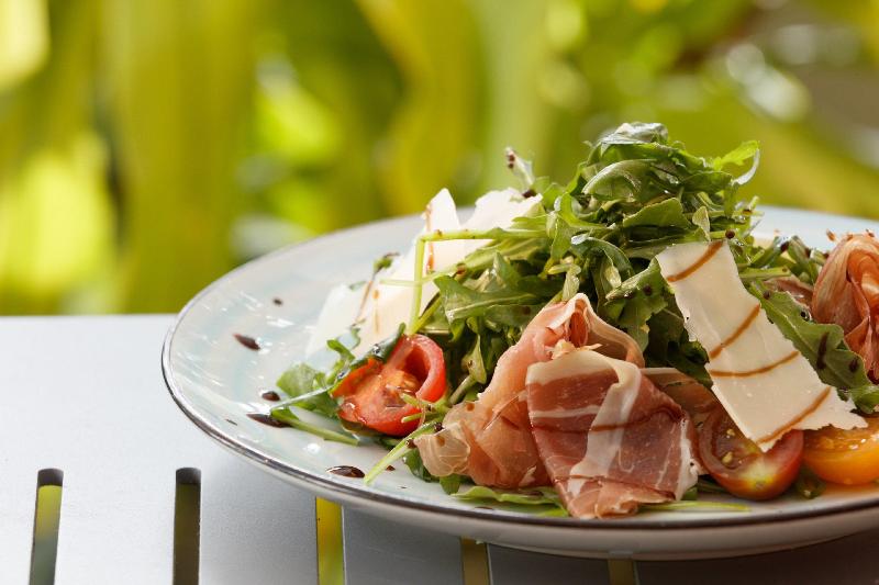 Stay in style at Kimpton Surfcomber Hotel