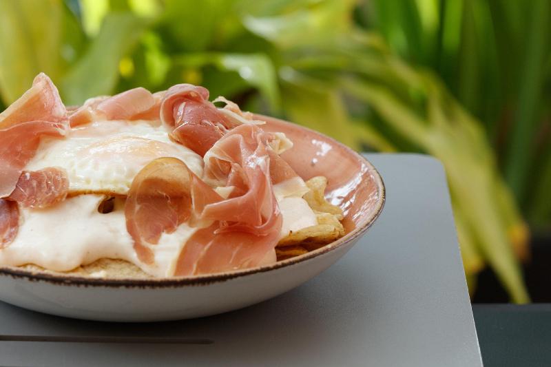 Stay in style at Kimpton Surfcomber Hotel