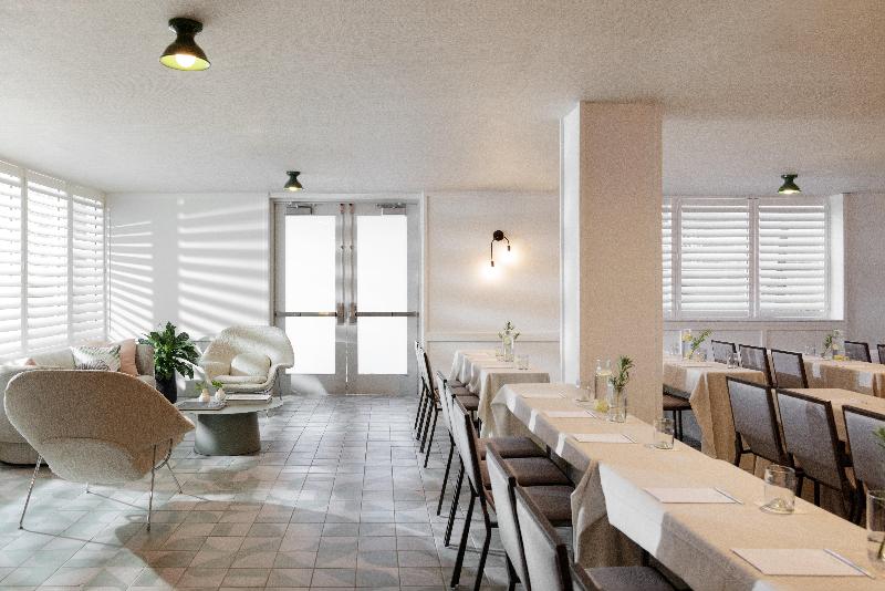 Stay in style at Kimpton Surfcomber Hotel