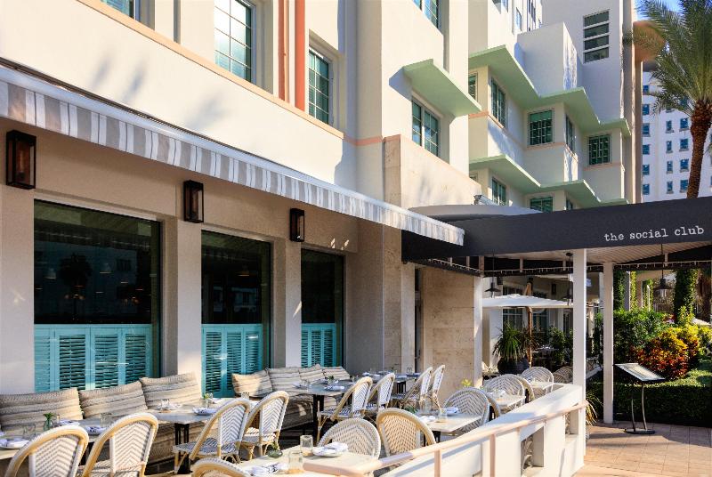 Stay in style at Kimpton Surfcomber Hotel