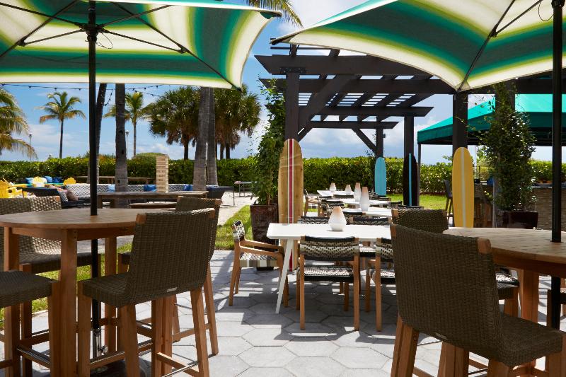 Stay in style at Kimpton Surfcomber Hotel