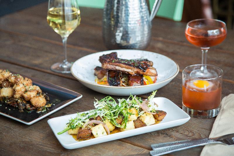 Stay in style at Kimpton Surfcomber Hotel