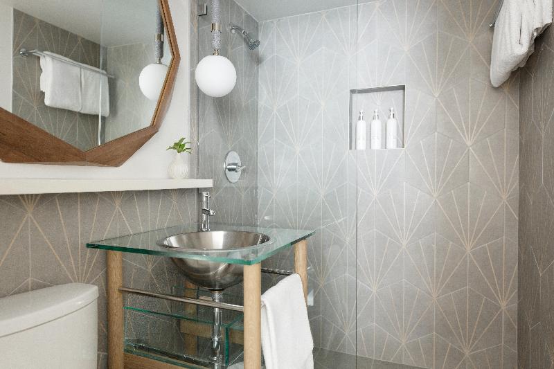 Stay in style at Kimpton Surfcomber Hotel