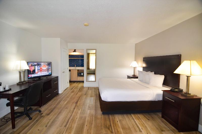 Hotel Monreale Express & Studios I Drive image