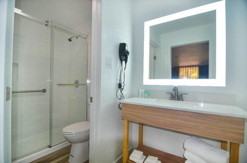 Hotel Monreale Express & Studios I Drive image