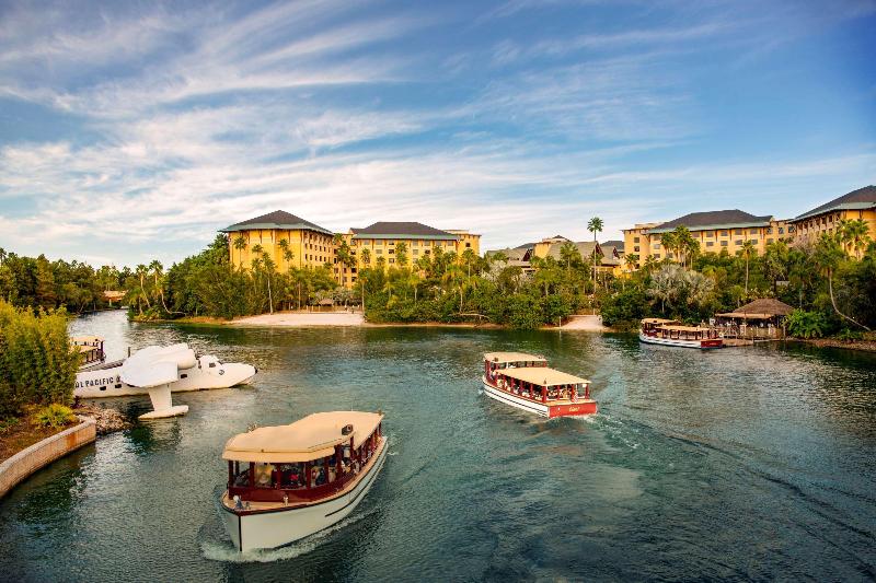 Universal's Royal Pacific Resort