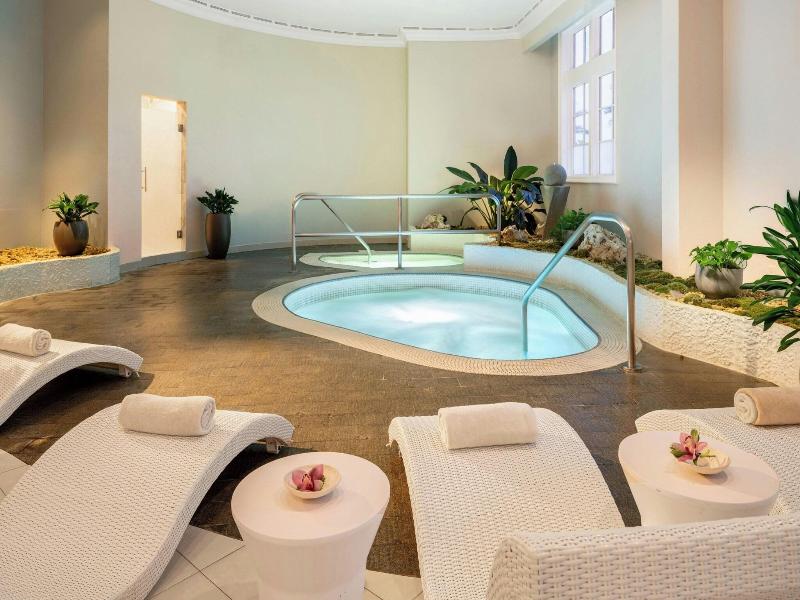 The Ritz-Carlton Orlando, Grande Lakes image