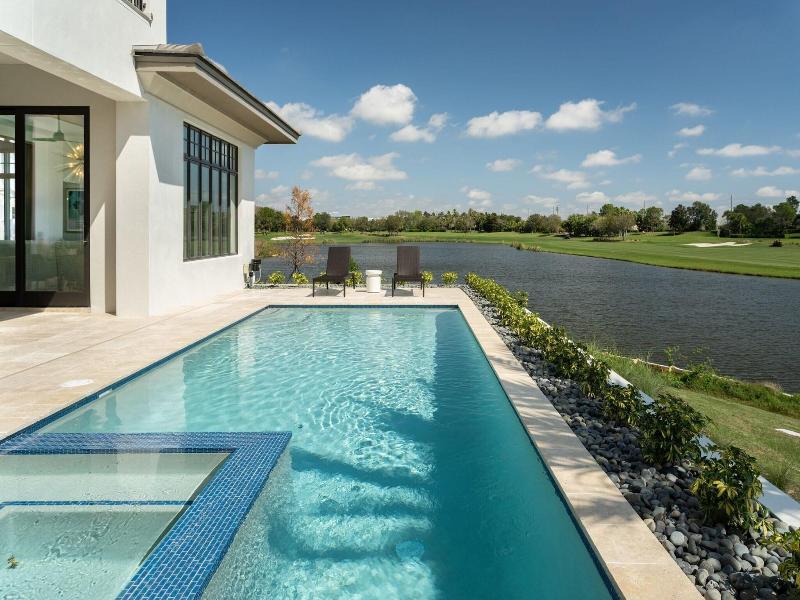 The Ritz-Carlton Orlando, Grande Lakes image