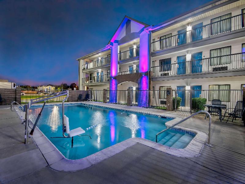 Americas Best Value Inn image
