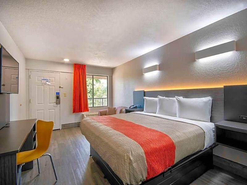Americas Best Value Inn image