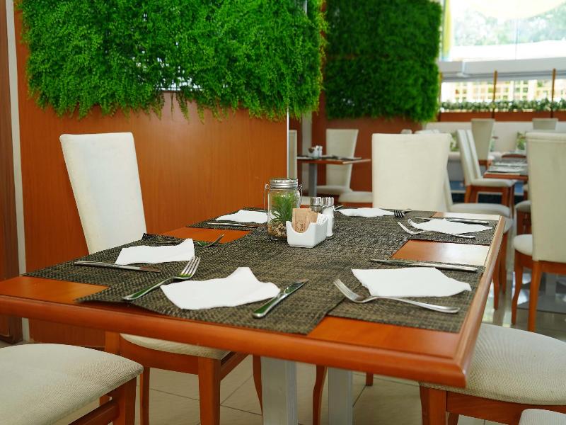 Hotel Marina Palace Affiliated by Melia image