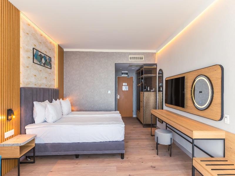 Hotel Marina Palace Affiliated by Melia image