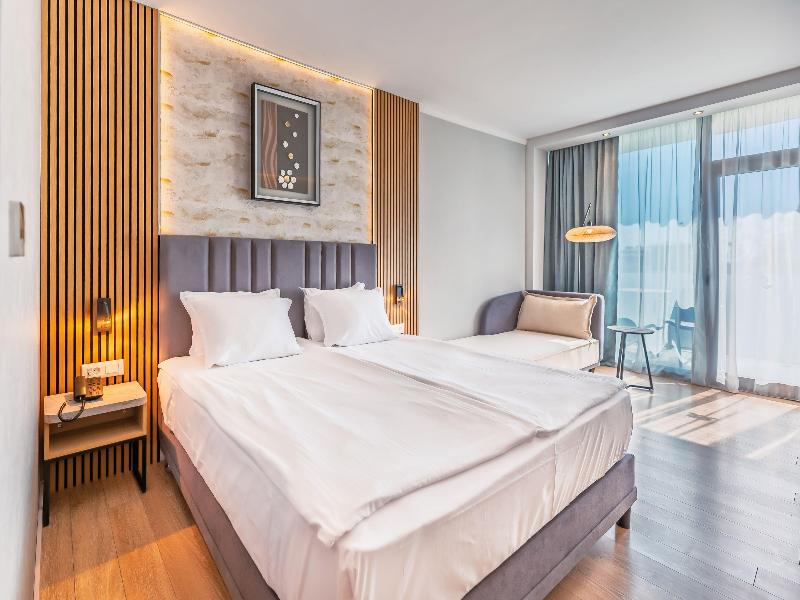 Hotel Marina Palace Affiliated by Melia image