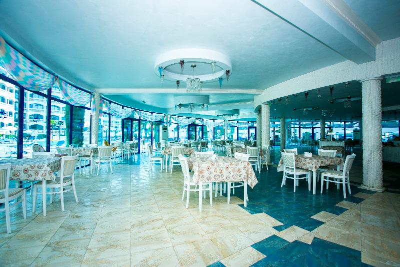 Chaika Beach Hotel