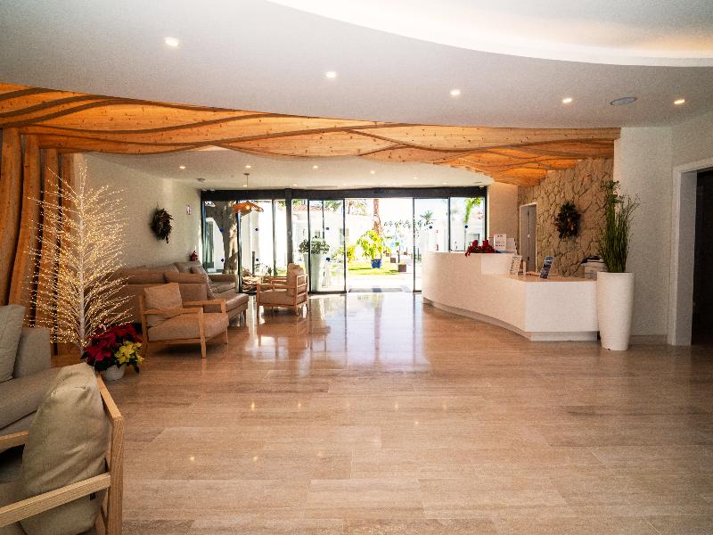 HL Miraflor Suites image