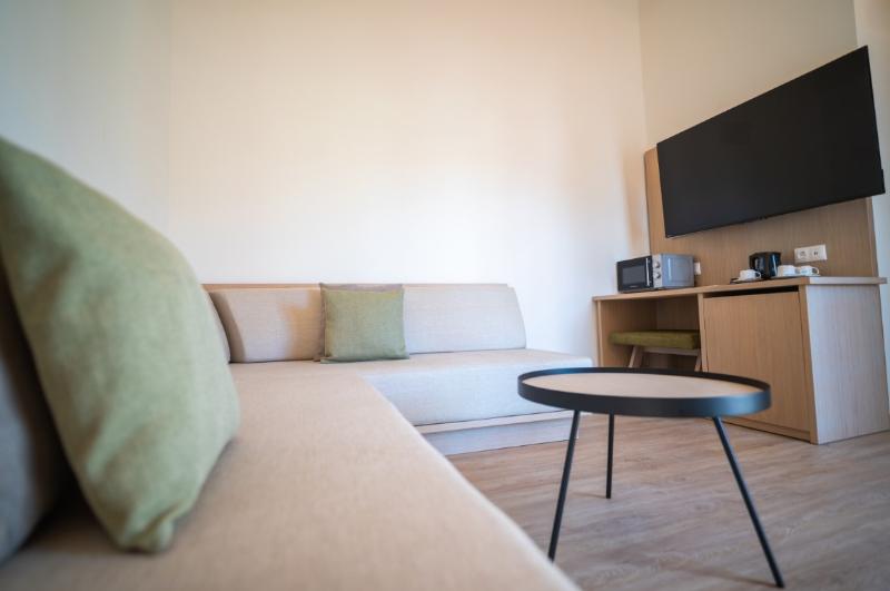 HL Miraflor Suites image