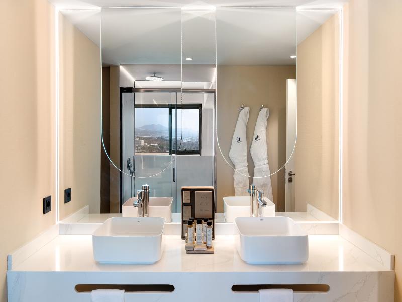Arrecife Gran Hotel & Spa image