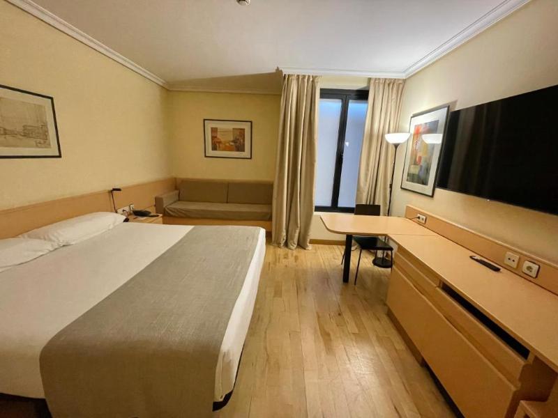 Hotel AR Parquesur image
