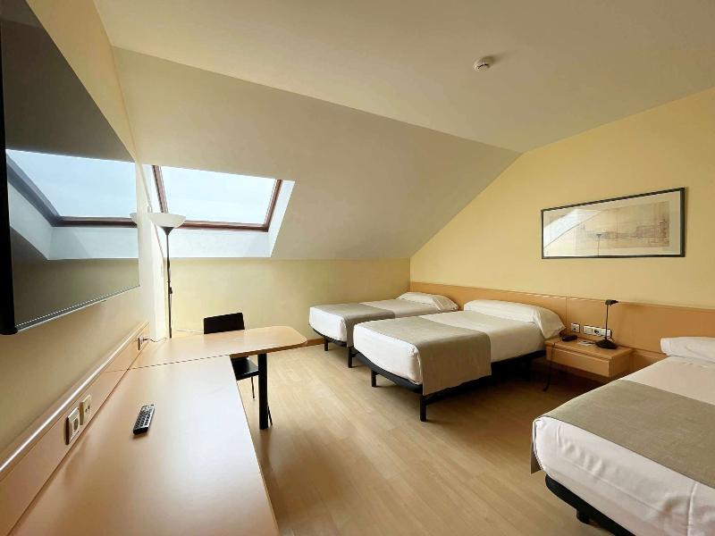 Hotel AR Parquesur image