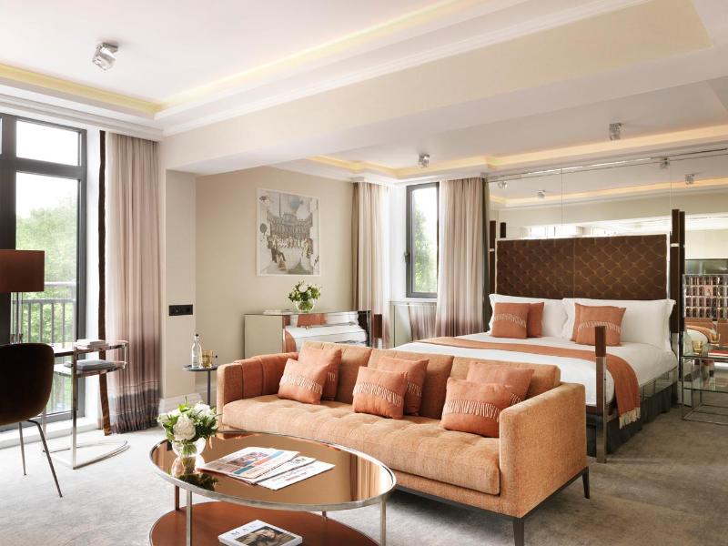 The Athenaeum Hotel & Residences image