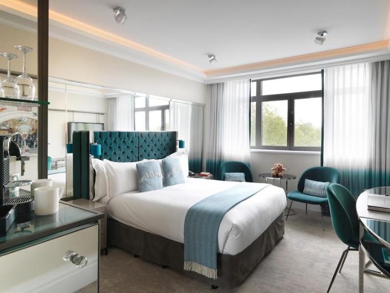 The Athenaeum Hotel & Residences image
