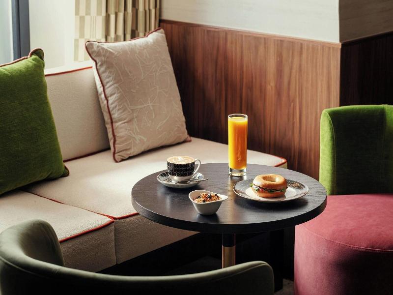 Marriott Hotel London Grosvenor Square image