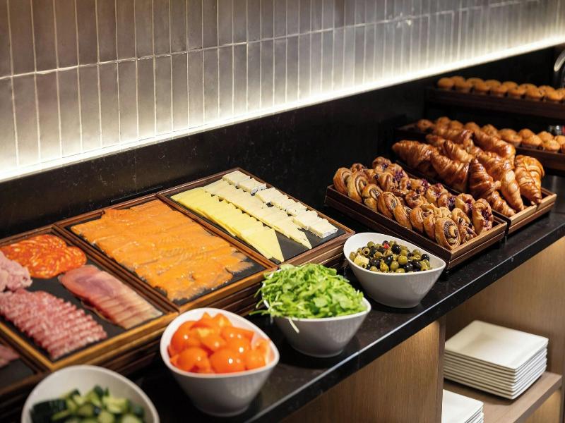 Marriott Hotel London Grosvenor Square image