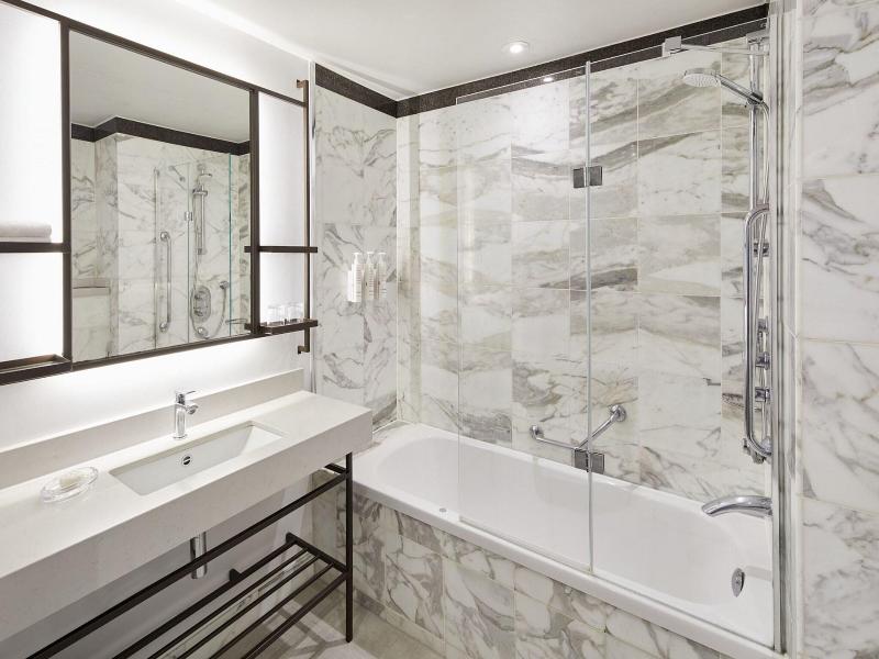 Marriott Hotel London Grosvenor Square image