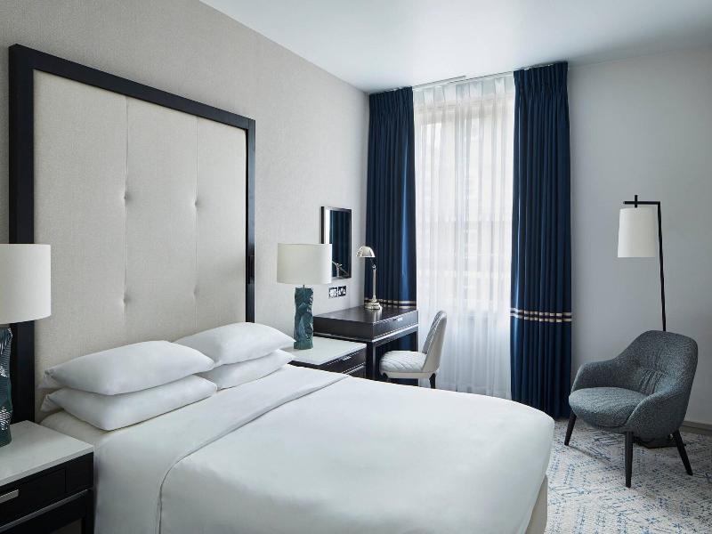 Marriott Hotel London Grosvenor Square image