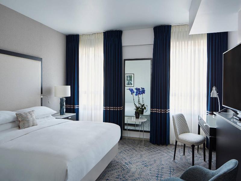 Marriott Hotel London Grosvenor Square image