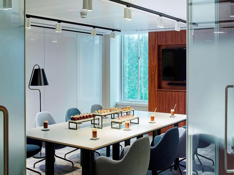 Marriott Hotel Heathrow image