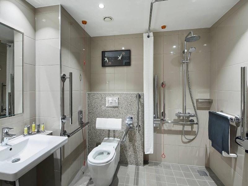Marriott Hotel Heathrow image