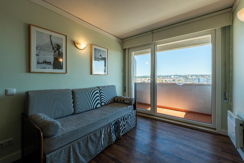 Hotel Apartamento Solverde image