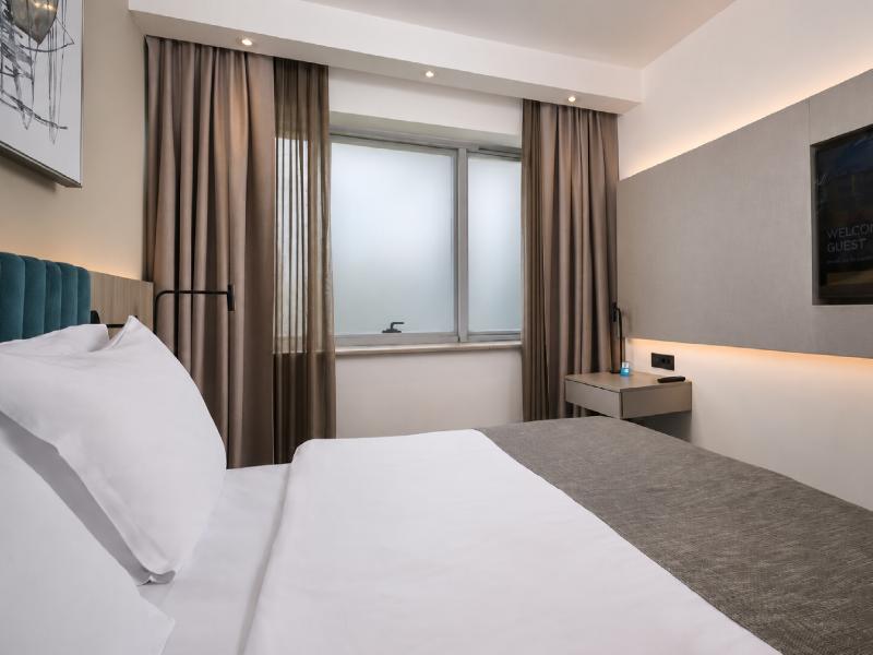Aminess Vival Maestral Hotel image