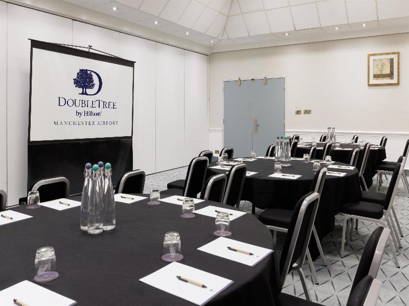 DoubleTree by Hilton Manchester Airport image
