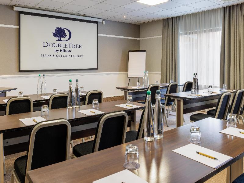 DoubleTree by Hilton Manchester Airport image