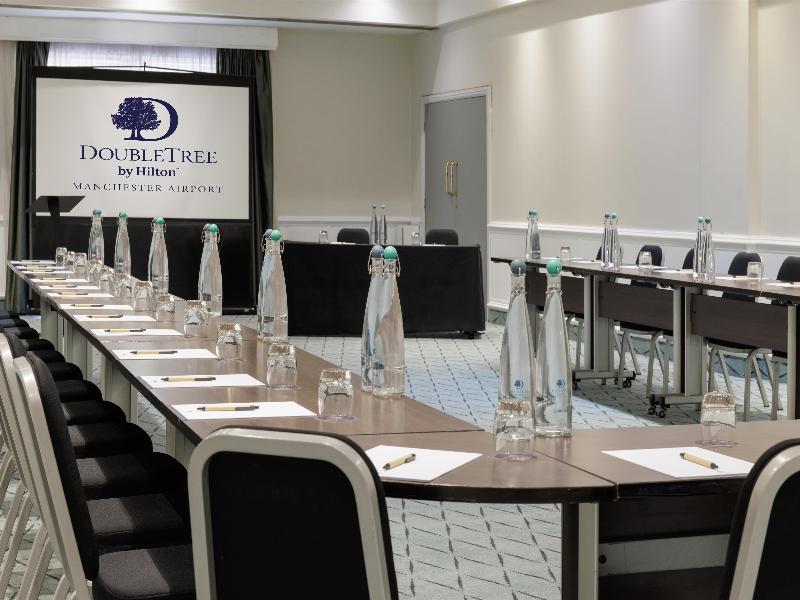 DoubleTree by Hilton Manchester Airport image