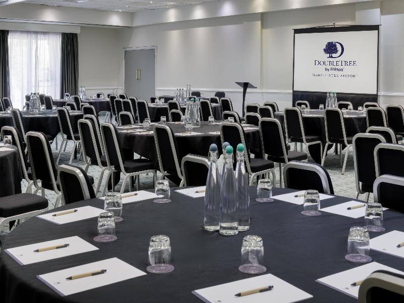 DoubleTree by Hilton Manchester Airport image