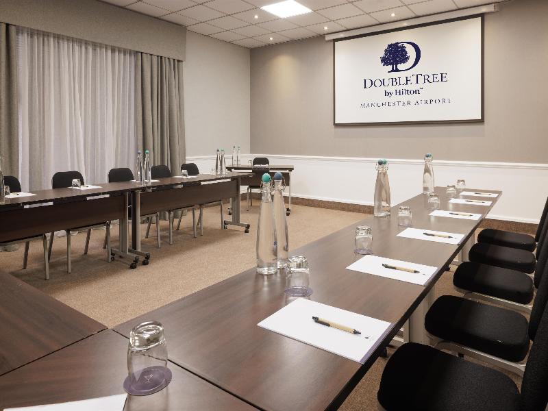 DoubleTree by Hilton Manchester Airport image