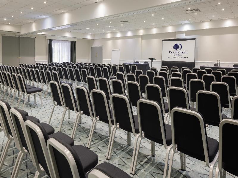 DoubleTree by Hilton Manchester Airport image