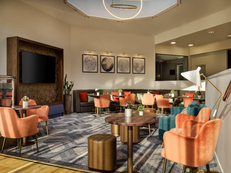 DoubleTree by Hilton Manchester Airport image