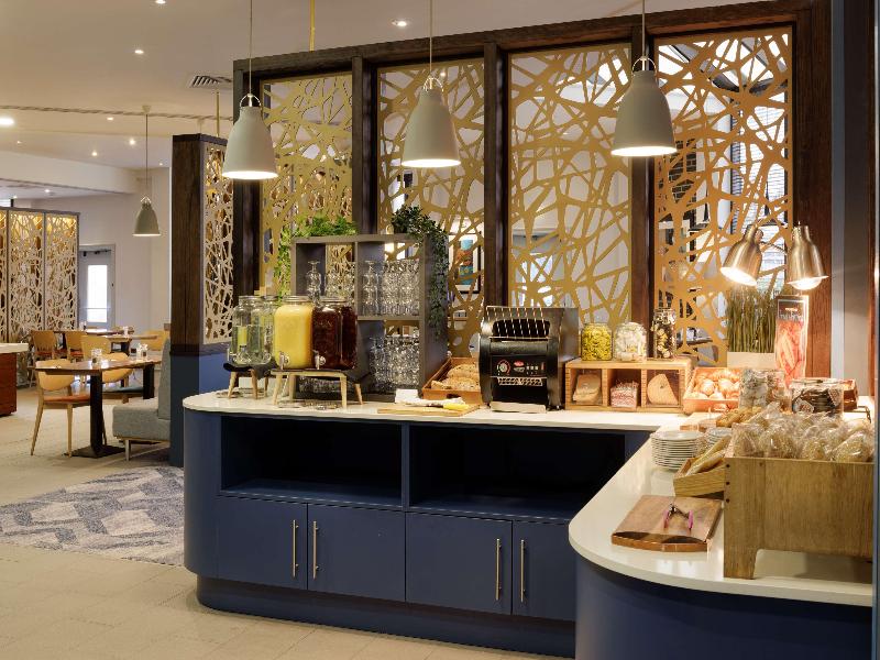 DoubleTree by Hilton Manchester Airport image