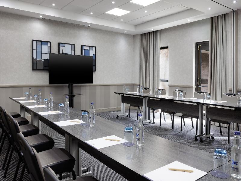 Doubletree by Hilton Edinburgh Airport image