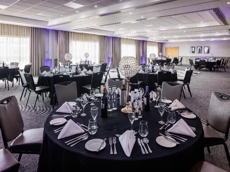 Doubletree by Hilton Edinburgh Airport image