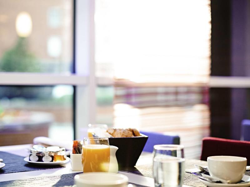 Novotel Leeds Centre image