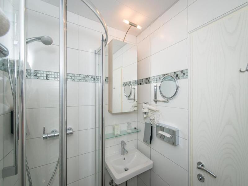 Hotel Boltzmann image