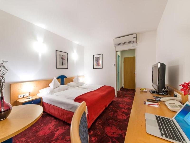 Hotel Boltzmann image