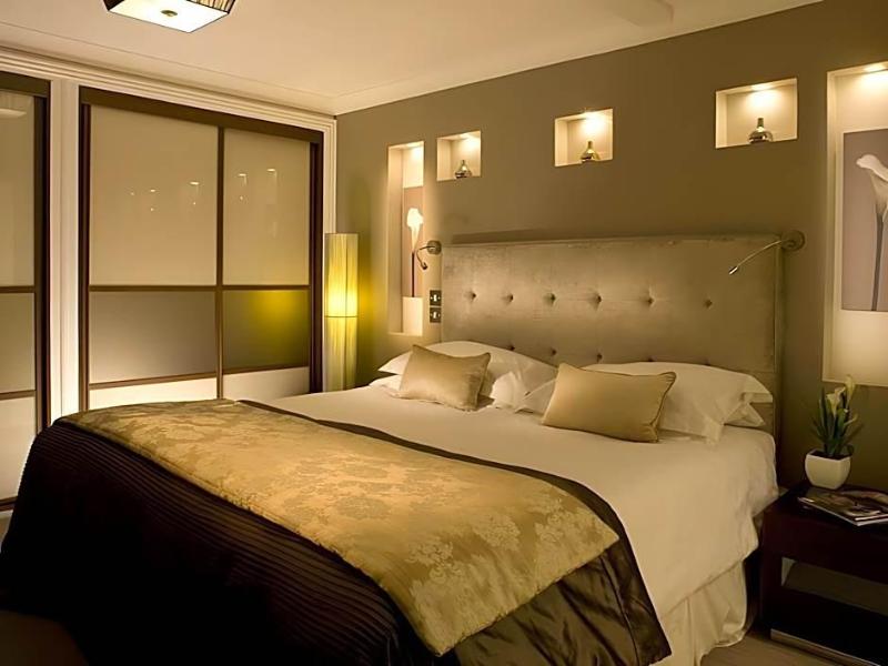 Beaufort House Knightbridge image