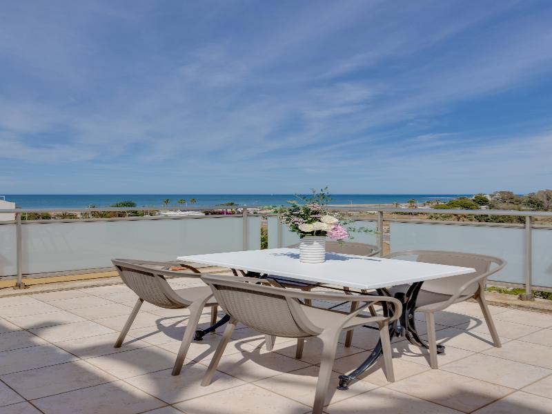 Daniya Denia Spa and Business image