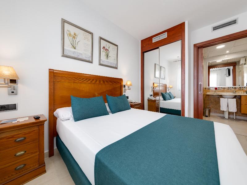 Daniya Denia Spa and Business image